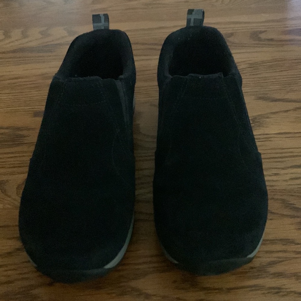 MERRELL Kids size 4 1/2